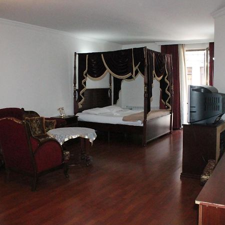 Hotel Ritsa Batumi Luaran gambar