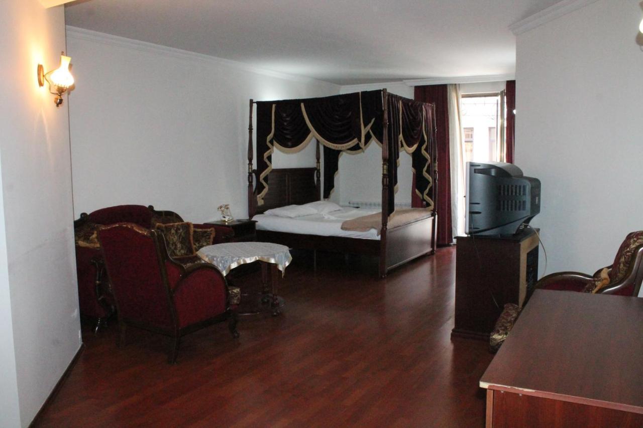 Hotel Ritsa Batumi Luaran gambar